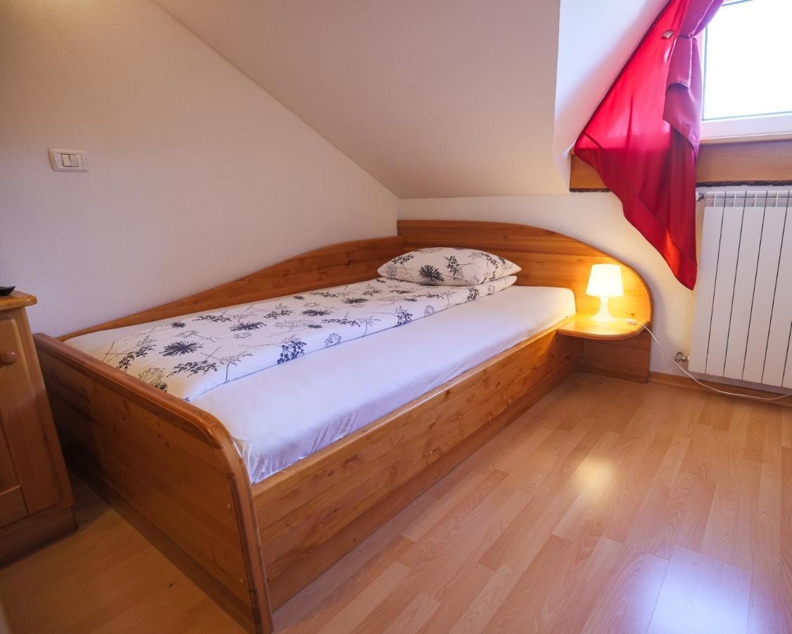 Villa Domacija Malnarjevi Villa Slavina Esterno foto