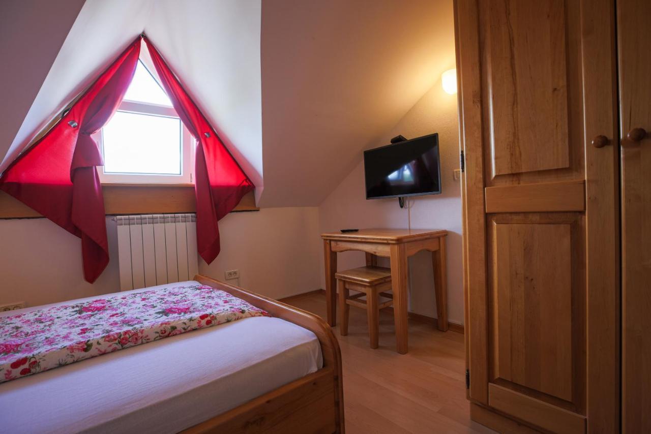 Villa Domacija Malnarjevi Villa Slavina Esterno foto