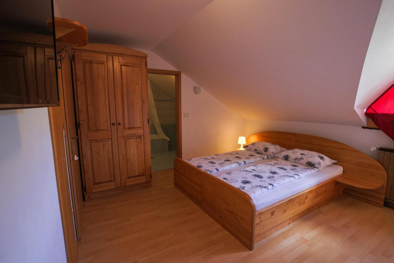 Villa Domacija Malnarjevi Villa Slavina Esterno foto