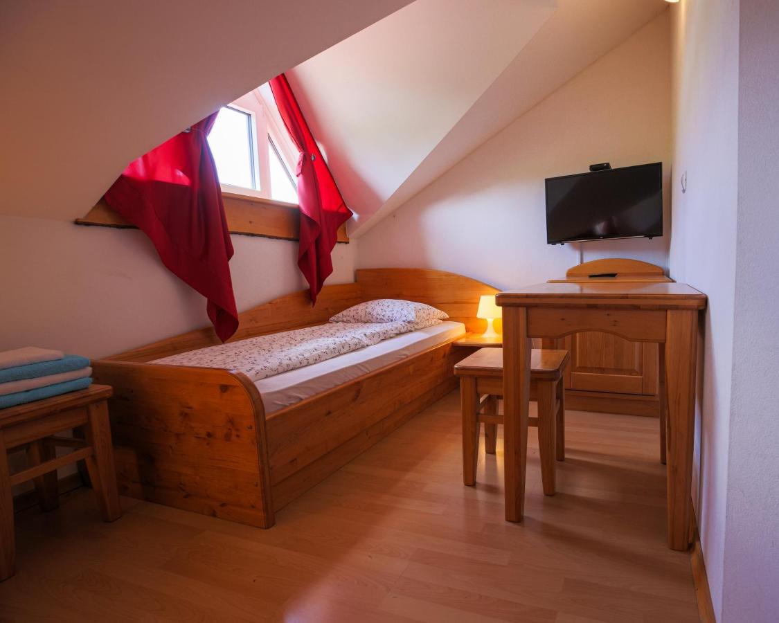 Villa Domacija Malnarjevi Villa Slavina Esterno foto